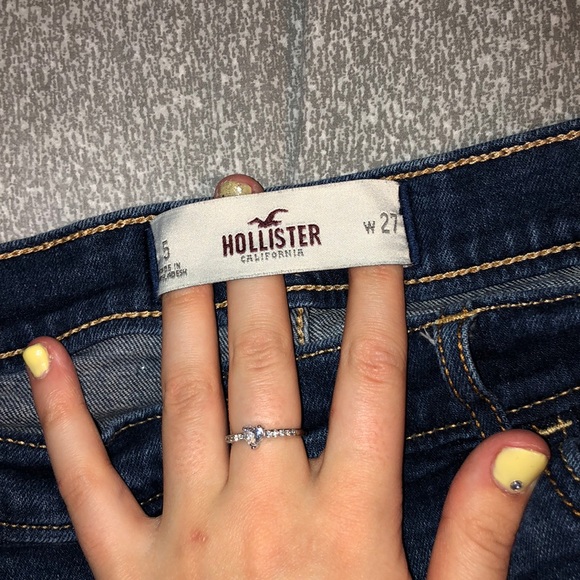Hollister jean shorts - Picture 4 of 6